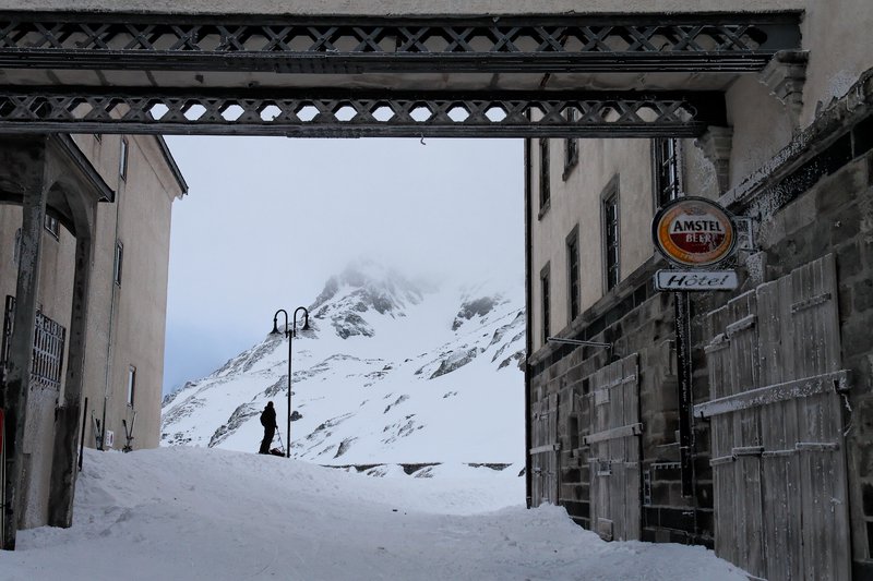 randonnée au Grand-St-Bernard