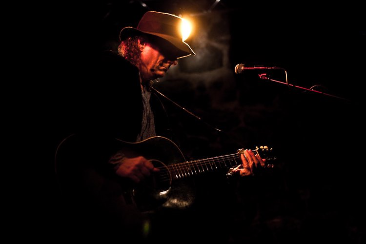 Gary Lucas