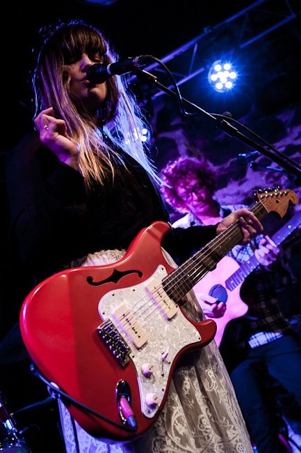julia stone
